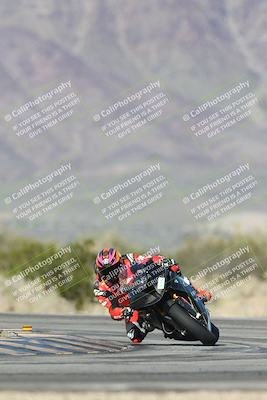 media/Jan-15-2026-Racers Edge (Thu) [[dfebeb70ab]]/2-A Group/Session 5 (Turn 5)/